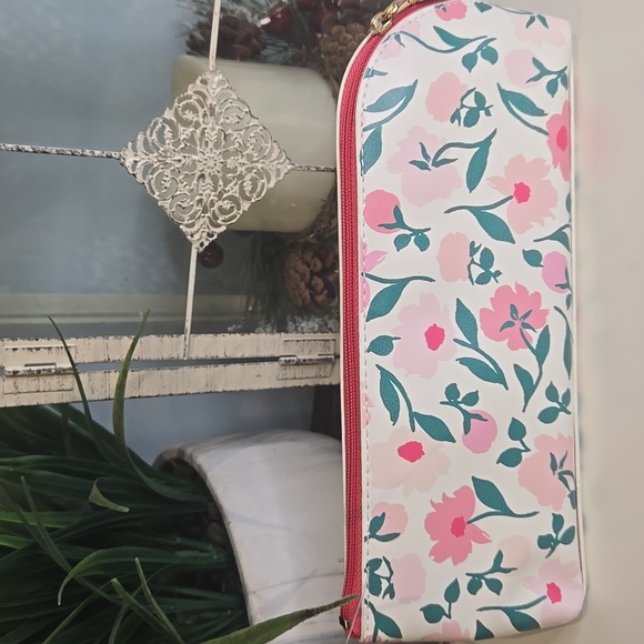 Kate Spade Pencil Pouch With Accessories - Picture 3 of 3